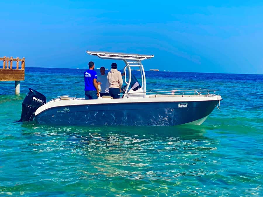 Hurghada: Orange Bay Dolphin Watching, Snorkeling & Lunch - Orange Bay and the Giftun Island beach stop