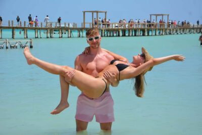 Orange Bay Island Boat Trip w/ Breakfast and Lunch