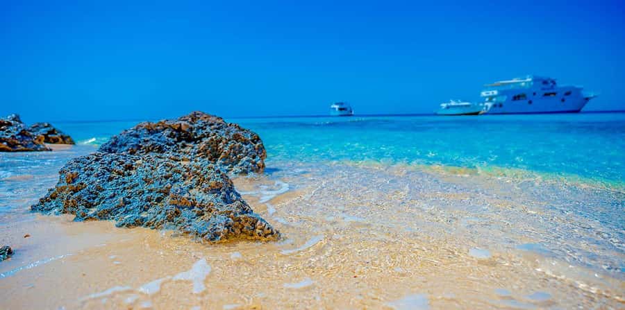 Hurghada: Paradise Island Yacht Cruise, Lunch & Snorkeling - Who Should Book This Island Cruise