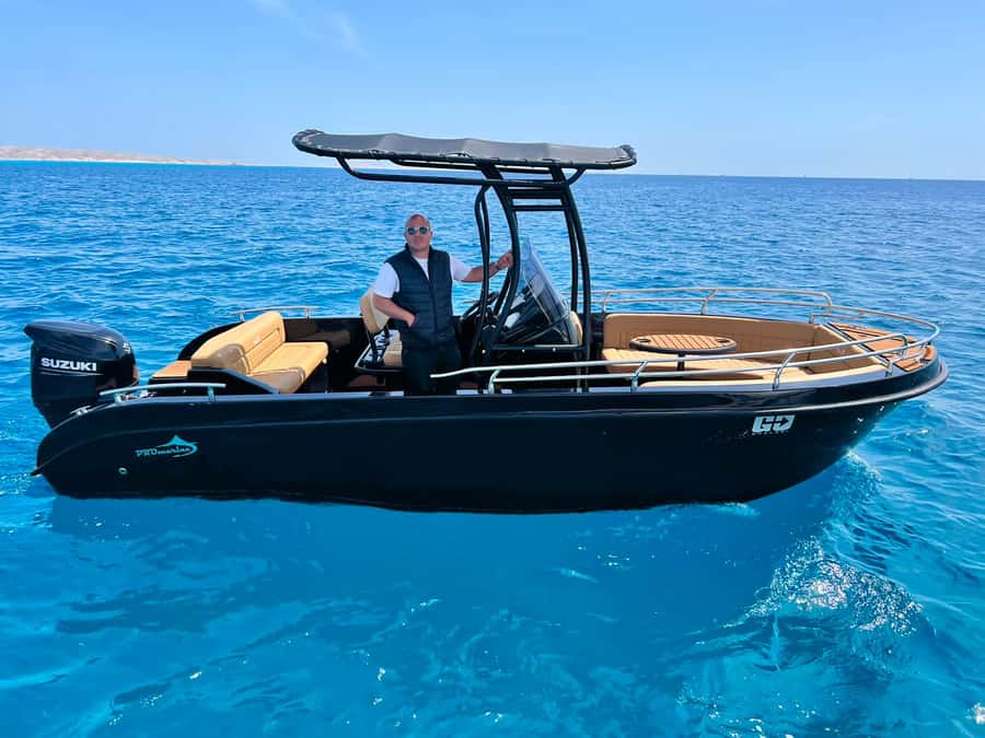 Hurghada: Private Speedboat Adventure with Snacks & Pick-up - Key points to know before you book