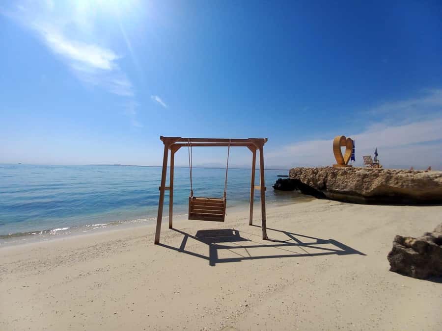 Hurghada: Private Speedboat to Magawish Island - Two hours on Magawish Island