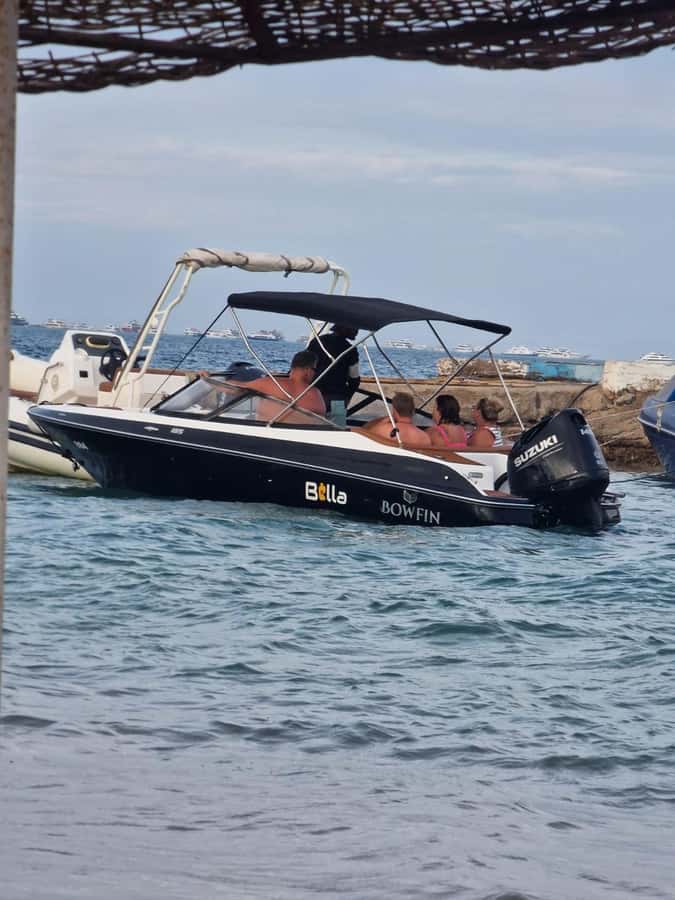 Hurghada: Private Speedboat to Magawish Island - Hotel pickup and the ride from Hurghada