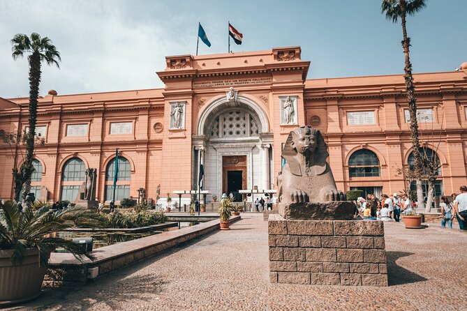 Hurghada Pyramids & Museum Small Group Tour by Van - Optional Nile cruise and Great Pyramid entry