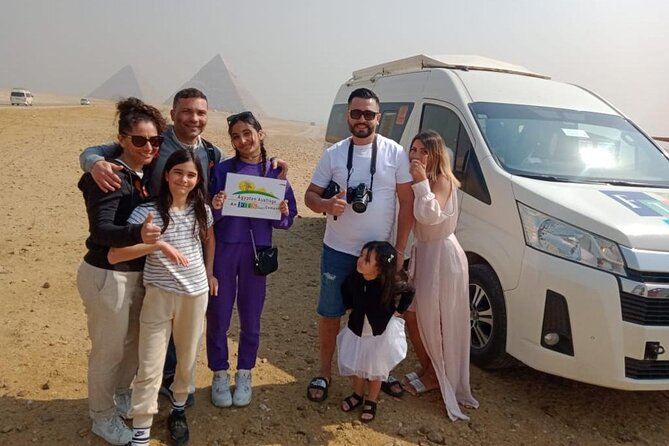 Hurghada Pyramids & Museum Small Group Tour by Van - A short BBQ lunch in Giza