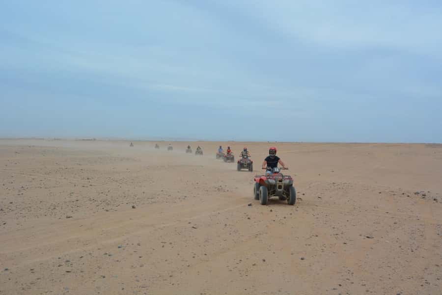 Hurghada: Quad and Buggy Safari with Dinner and Show - Sunset from the desert rooftop
