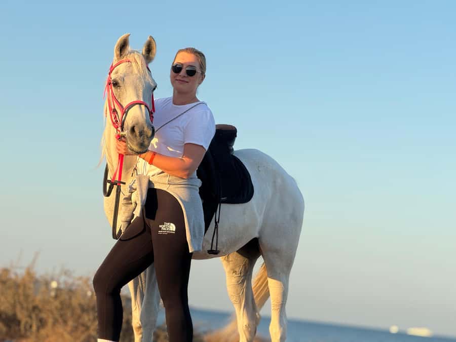Hurghada: Sea & Desert Horse Riding tour/w Swimming&Transfer - What the $17 price really includes