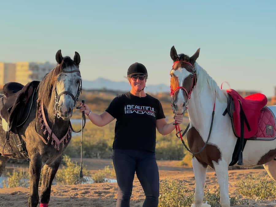 Hurghada: Sea & Desert Horse Riding tour/w Swimming&Transfer - Who should book this ride