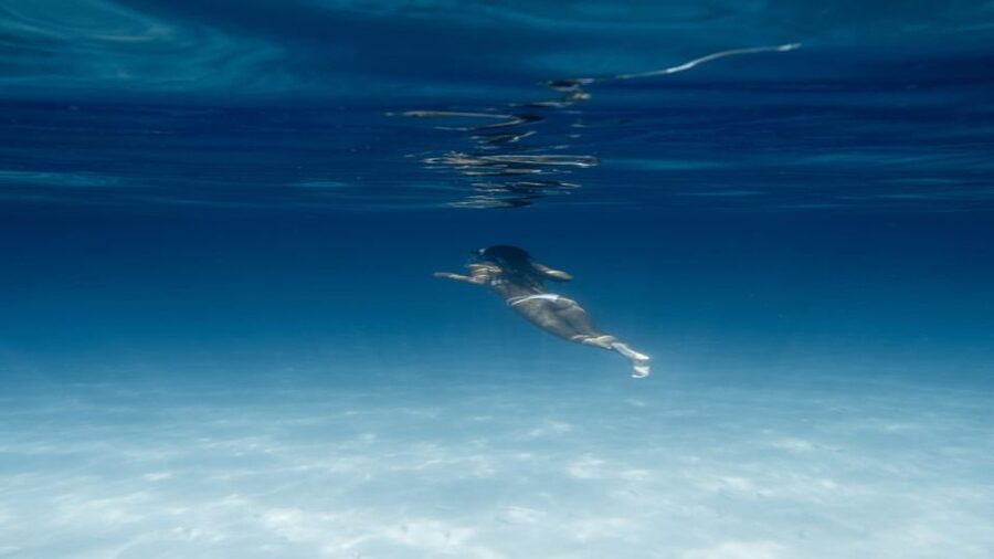 Hurghada: Snorkeling 6 x 1 to Orange Bay w Diving & Massage - Banana boat fun and time to slow down