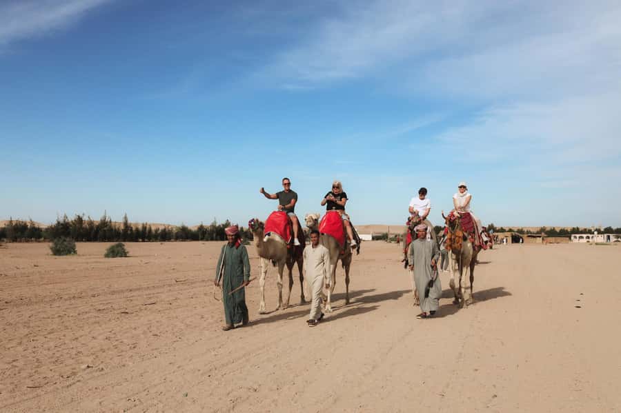 Hurghada: Sunset Camel Ride with Dinner - From your Hurghada hotel to the desert meeting point