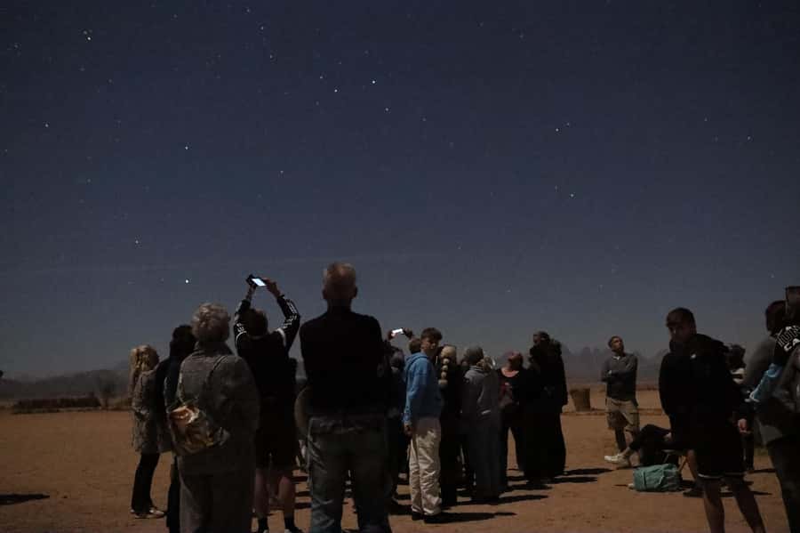 Hurghada: Sunset Camel Ride with Dinner - Stargazing with a telescope after dark