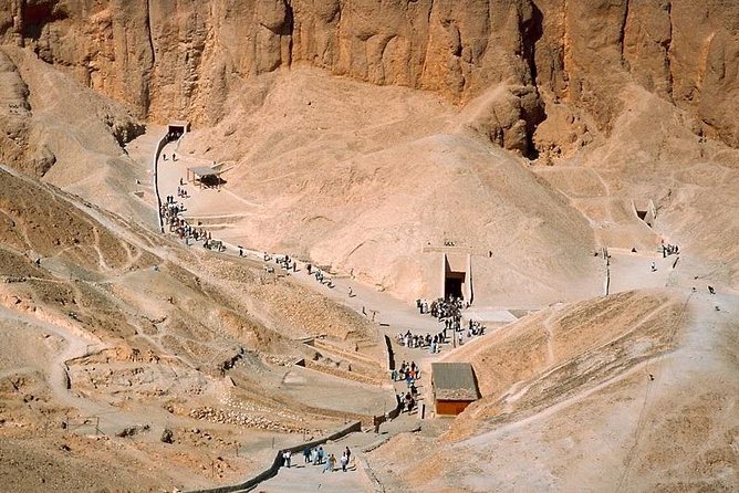 Luxor Day Tour: Valley of Kings & Queens & Hatchepsut Temples - Why the West Bank deserves a full day