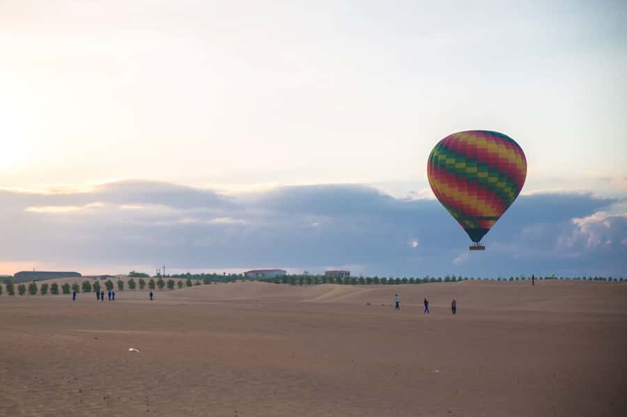 Luxor: Deluxe Sunrise Hot Air Balloon - Who will enjoy this most?
