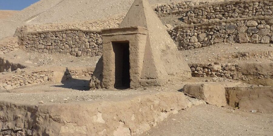 Luxor: Habu, Deir El Medina, Shared tour, Guide, and Lunch - Should you book it?