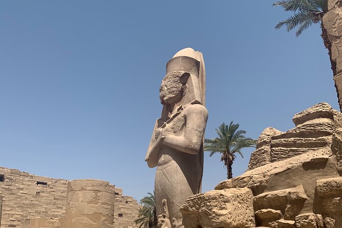 Luxor & Kings’ Valley Private VIP Tour with Pick up - A quick stop at the Colossi of Memnon