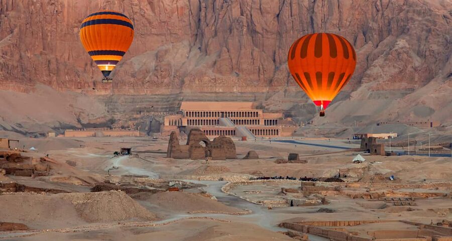 Luxor: Morning Hot Air Balloon Ride - The 5:30 am Start and the First Transfers