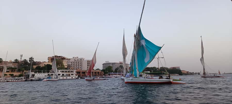 Luxor: Nile River Private Sunset Felucca Ride - The sunset window and the best photography