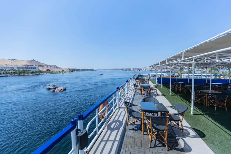 Luxor: One-night Nile Cruise to Aswan with Transfer - How the $500 price compares with the experience