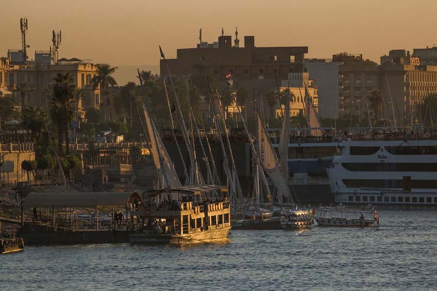 Luxor: Private Felucca Boat Trip with Hotel Pickup - Why a felucca is the right speed for Luxor