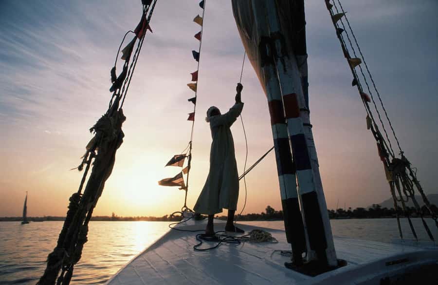 Luxor: Private Felucca Boat Trip with Hotel Pickup - From your hotel to the Nile