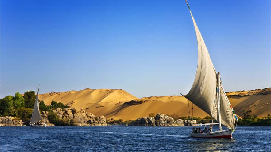 Luxor: Private Felucca Ride with Panoramic Nile Views - A quiet hour on the Nile