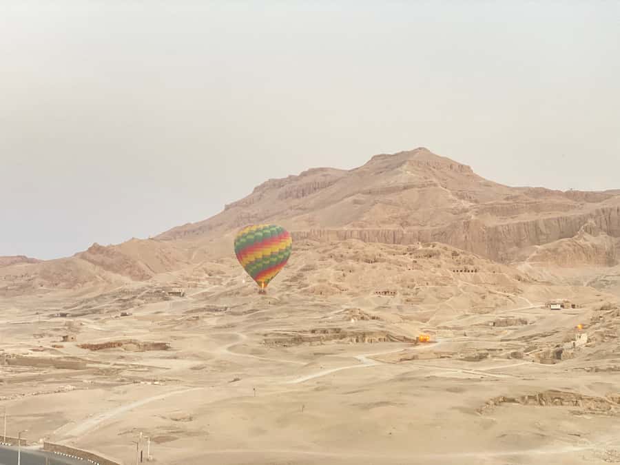 Luxor: West Bank Hot Air Balloon Ride with Hotel Pickup - Why sunrise is the right time for Luxor
