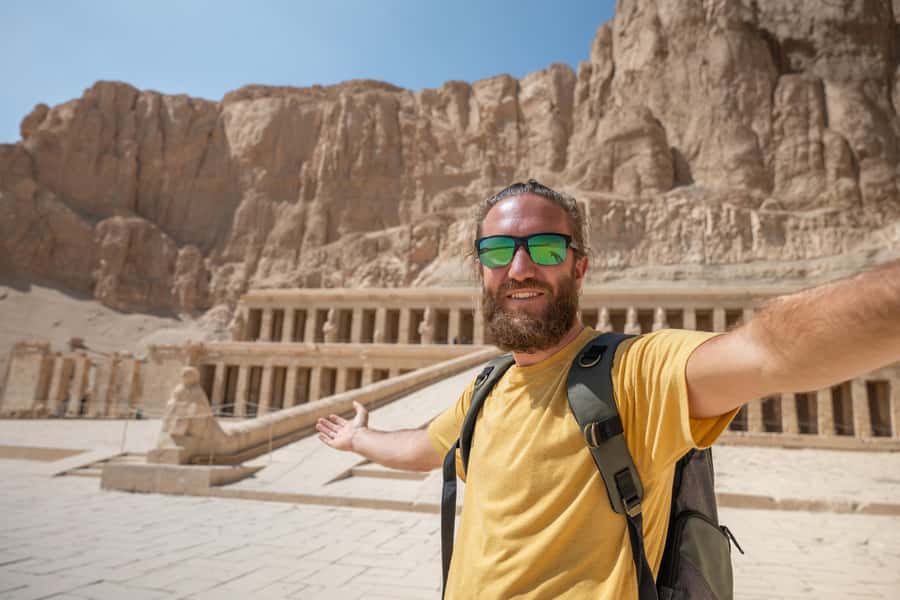 Luxor: West Bank Kings and Queens All-Inclusive Tour & Lunch - Lunch adds a welcome local pause