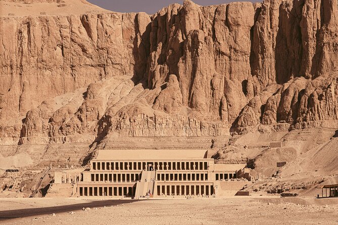 Luxury 4-Day 3-Night Nile Cruise from Aswan to Luxor - Day four: Luxor Temple and the scale of Karnak