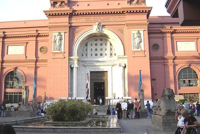 Luxury Full Day Egyptian Museum, Coptic Cairo and Islamic Mosque - What the private format really adds