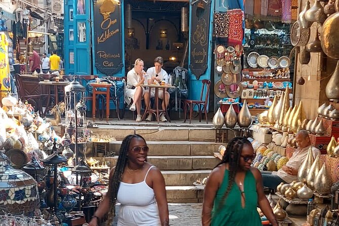 Luxury Private Egyptian Museum and Khan el Khalili Bazar Tour - Walking through Khan el-Khalili