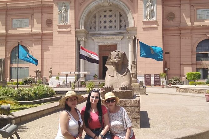 Luxury Private Tour Giza Pyramids ,Egyptian Museum and Bazaars - A local shop near Giza