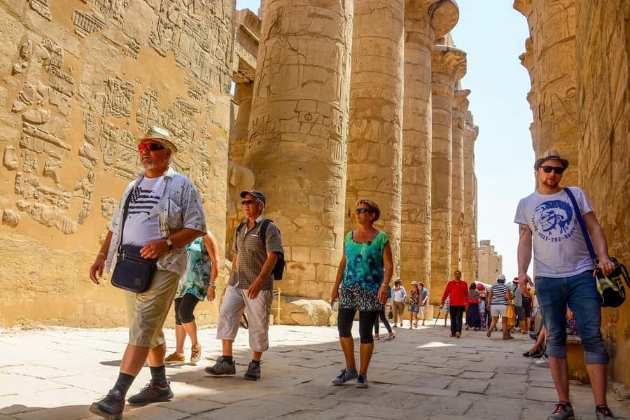 Makadi Bay: Luxor Private Tour Kings Valley and Hatshepsut - Lunch by the Nile, with costs to check