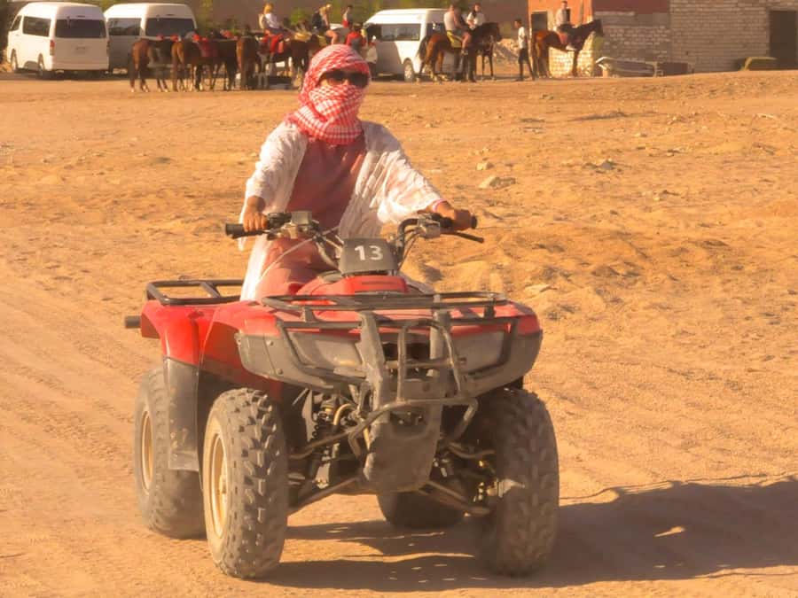 Makadi Bay: Mega Tour Jeep, ATV, Buggy, Camel, Dinner & Show - Learning the quad before the dust starts flying