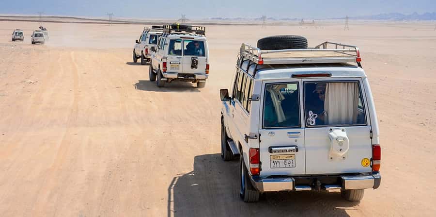 Makadi Bay: Mega Tour Jeep, ATV, Buggy, Camel, Dinner & Show - Meeting Bedouin life at the village