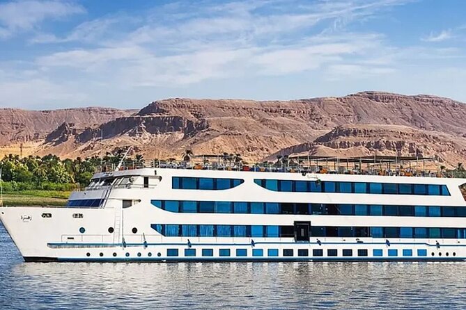 Marvel 10 Day to Giza Pyramids ,White desert ,Nile Cruise & Hotel - Three nights around Giza, with the pyramids first