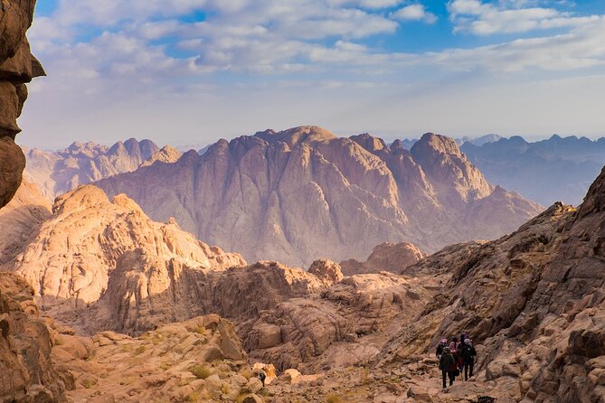 Mount Sinai Climb And St Catherine Monastery From Sharm El Sheikh - Waiting for sunrise in the cold