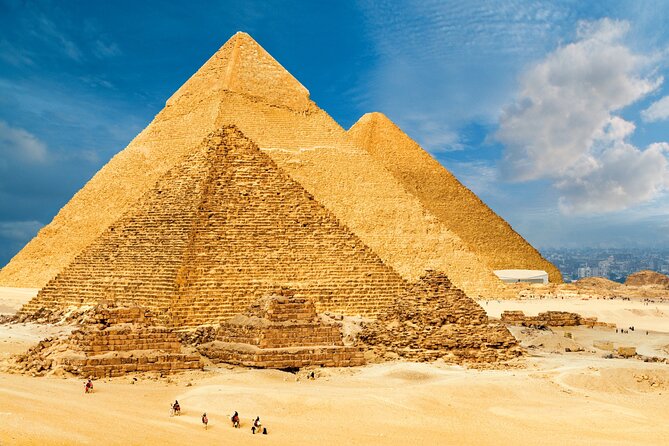 MrBeast 100 Hours Inside the Pyramids: An Exclusive Tour - Going inside Khufu’s Great Pyramid