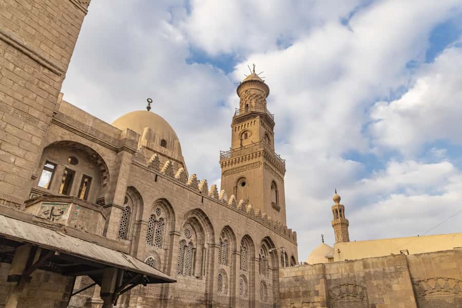 Old Cairo Guided Walk Tour: History, Culture & Street Bites - Sultan Barquq and the Mamluk monuments