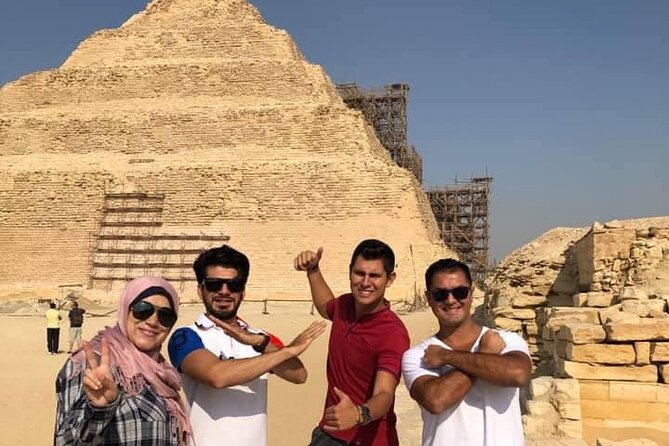 Privat tour:Giza Pyramids, lunch ,Saqqara,Memphise, Dinner Cruise - The papyrus institute and a hands-on final stop