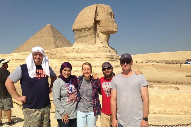 Privat tour:Giza Pyramids, lunch ,Saqqara,Memphise, Dinner Cruise - The dinner cruise question