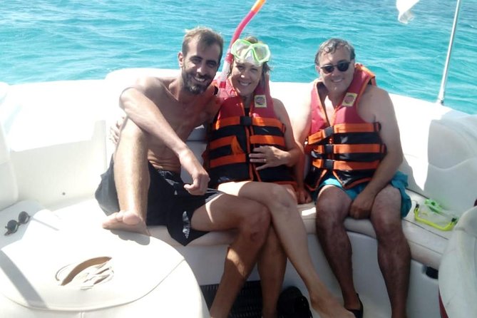 PRIVATE! | 4-hour Speed Boat Trip | Swim With Dolphins, Snorkeling & Island - Omo Gamaar and the rhythm of reef stops