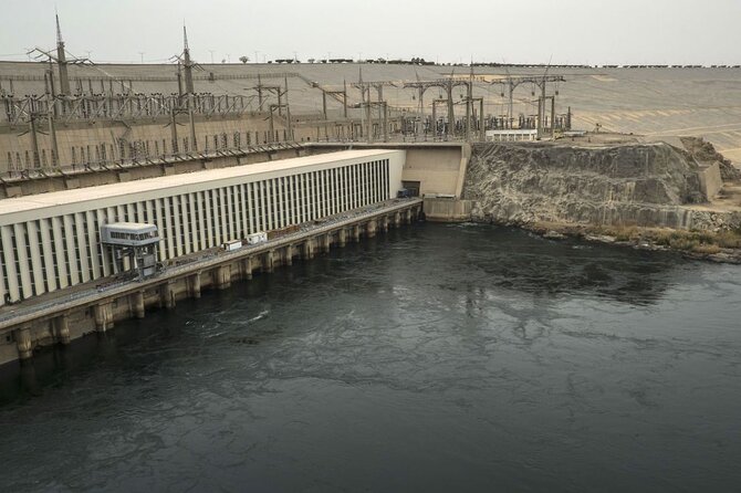 Private 6-Days Egypt Tour Package with Nile Cruise by Flights - The guides and the private format
