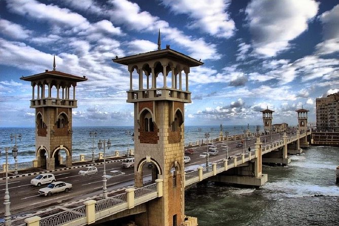 Private Alexandria Highlights Guided Day Tour - Pompey’s Pillar and Alexandria’s Roman chapter