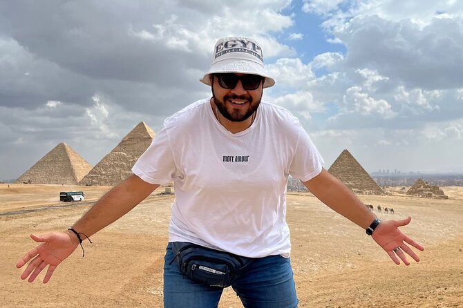 Private Cairo and Pyramids Tour with an Egyptologist Guide - Comparing the three pyramids at Giza