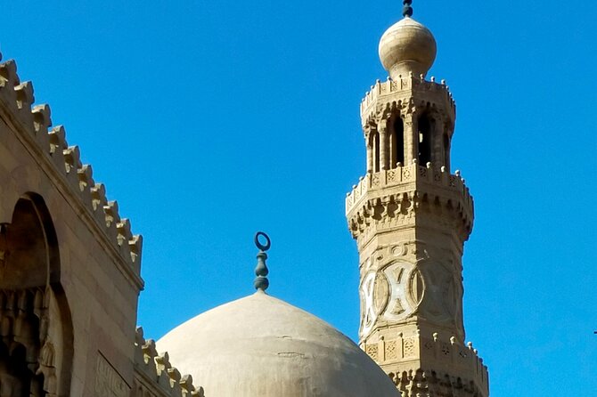 Private Cairo Best tour Pyramids ,Museum, Old Cairo and bazaar - Khan el-Khalili: browse, bargain, and keep your bearings