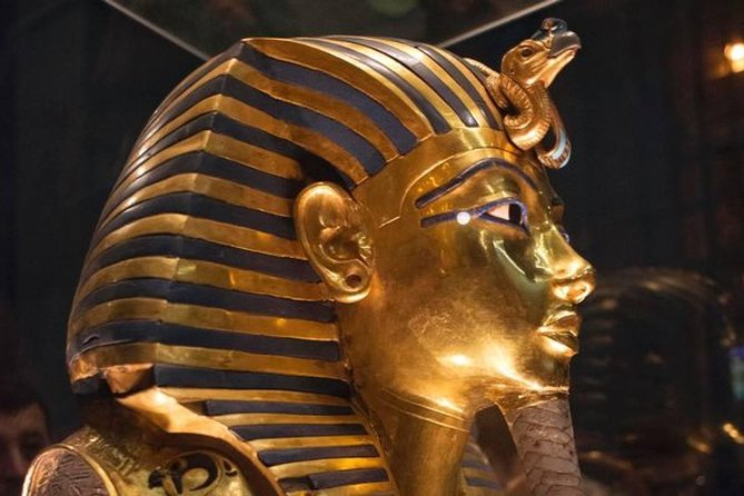 Private Cairo Egyptian Museum Tour with Lunch - The smaller rooms can add meaning