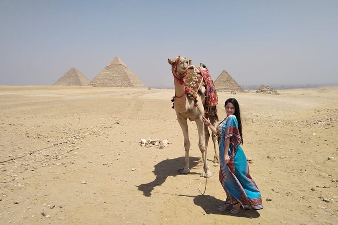 Private Car rent from Cairo: 8 hours with driver - Eight hours from Giza to central Cairo