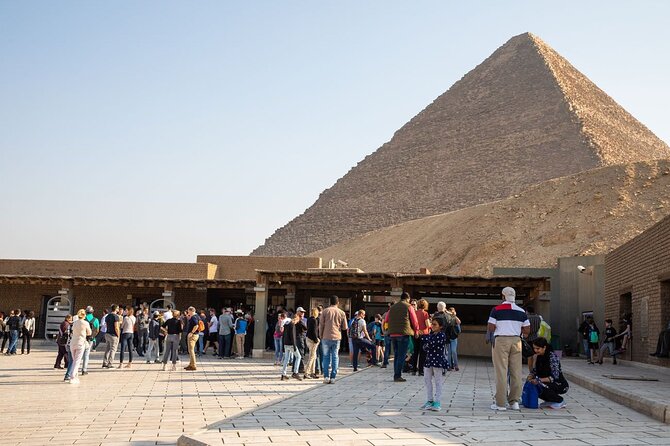 Private Day Tour Pyramids of Giza, Egyptian Museum and Bazaars - Why this Cairo day tour works well