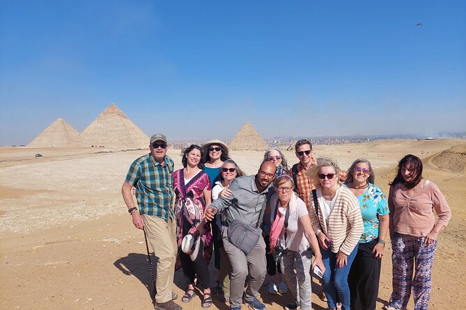 Private Day Tour to Giza Pyramids , Saqqara and Memphis - Three hours among the pyramids at Giza