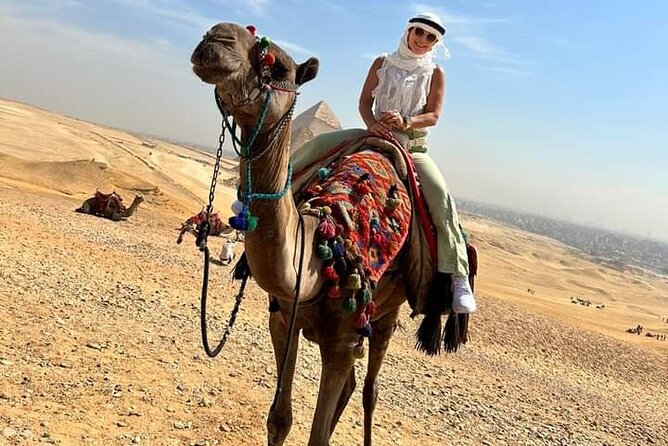Private Full Day Tour Giza Pyramids Memphis Sakkara with Lunch - How private transport changes the day