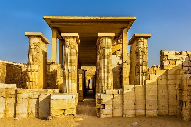 Private Full Day Tour Giza Pyramids Sphinx Saqqara and Memphis including Lunch - What the $100 price really includes